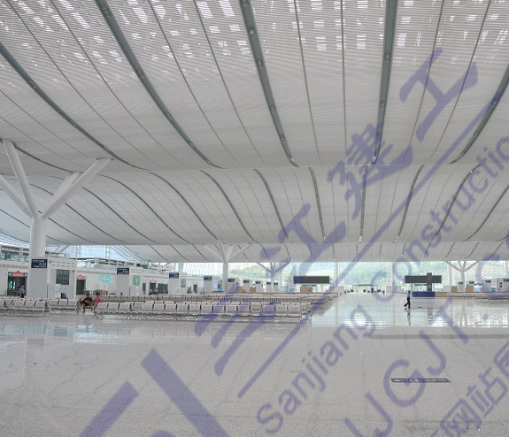 深圳北站候車層